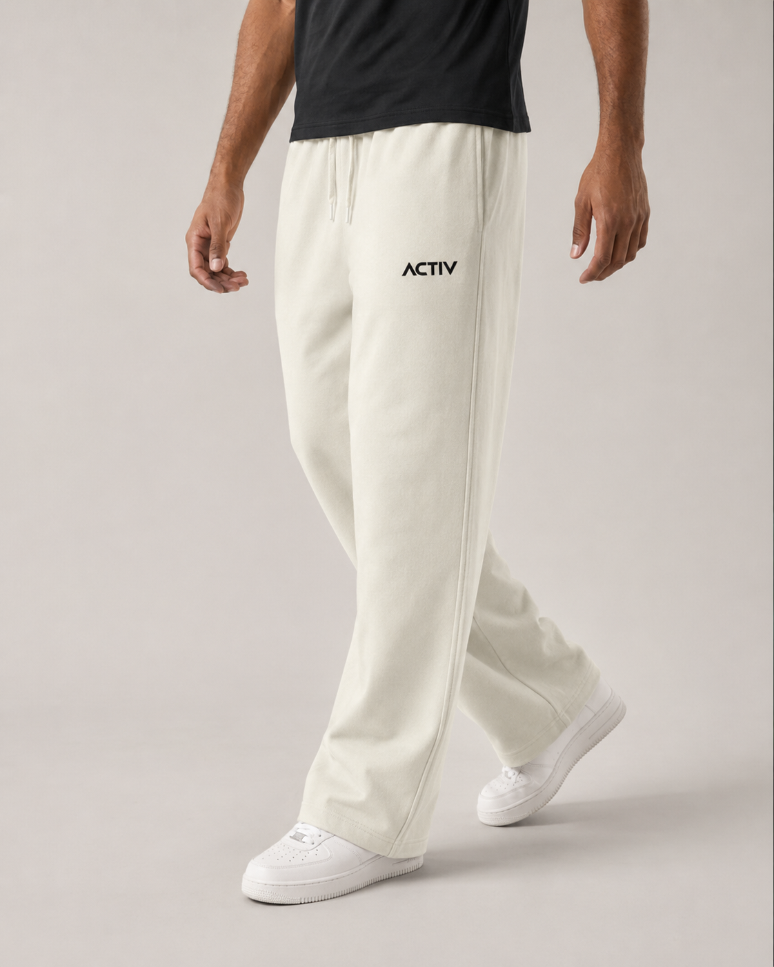 Essential Off White Sweatpant